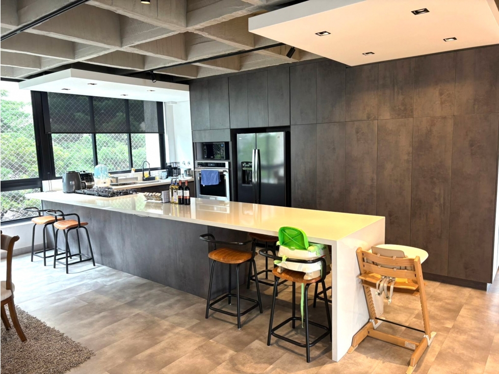 Venta | Apto remodelado estilo industrial en El Poblado - 230 m² — foto 5
