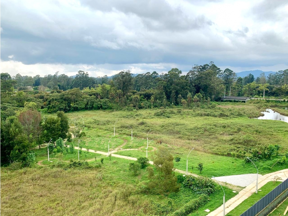 Apto nuevo en Rionegro con balcón y vista a naturaleza - 3 alcobas — foto 2