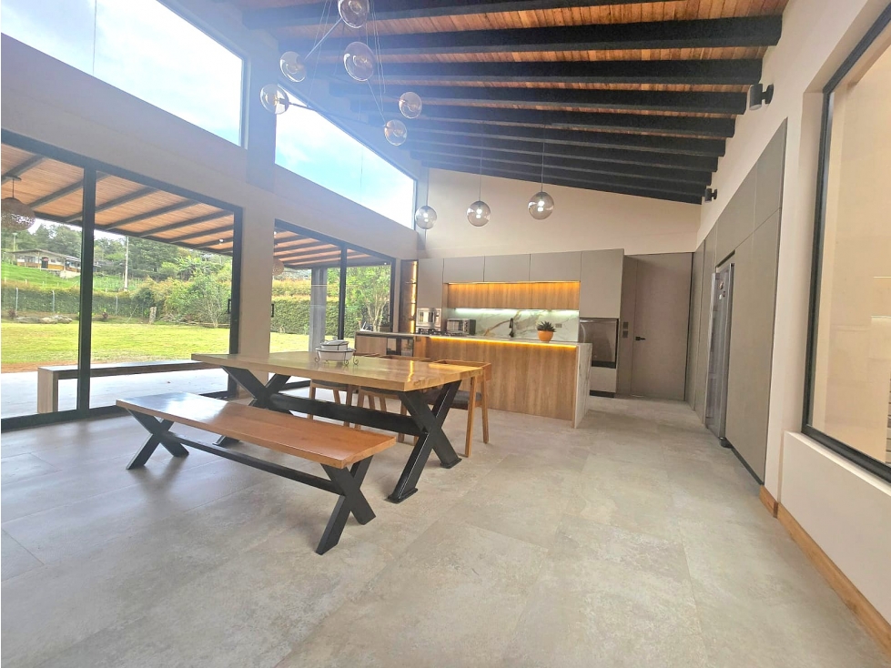 Casa campestre de lujo en arriendo | Guarne, Vereda La Clarita - 6