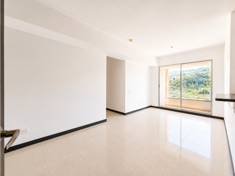 Apartamento en Venta Pilsen Itagüí 3 Hab. 2 Baños 67 m² — foto 4
