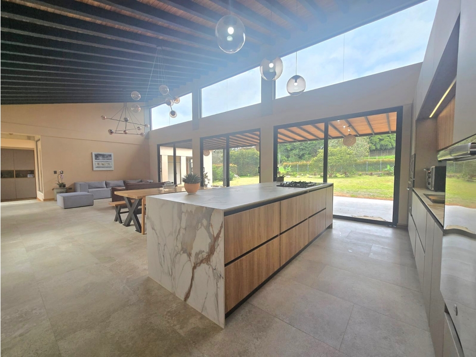 Casa campestre de lujo en arriendo | Guarne, Vereda La Clarita - 4