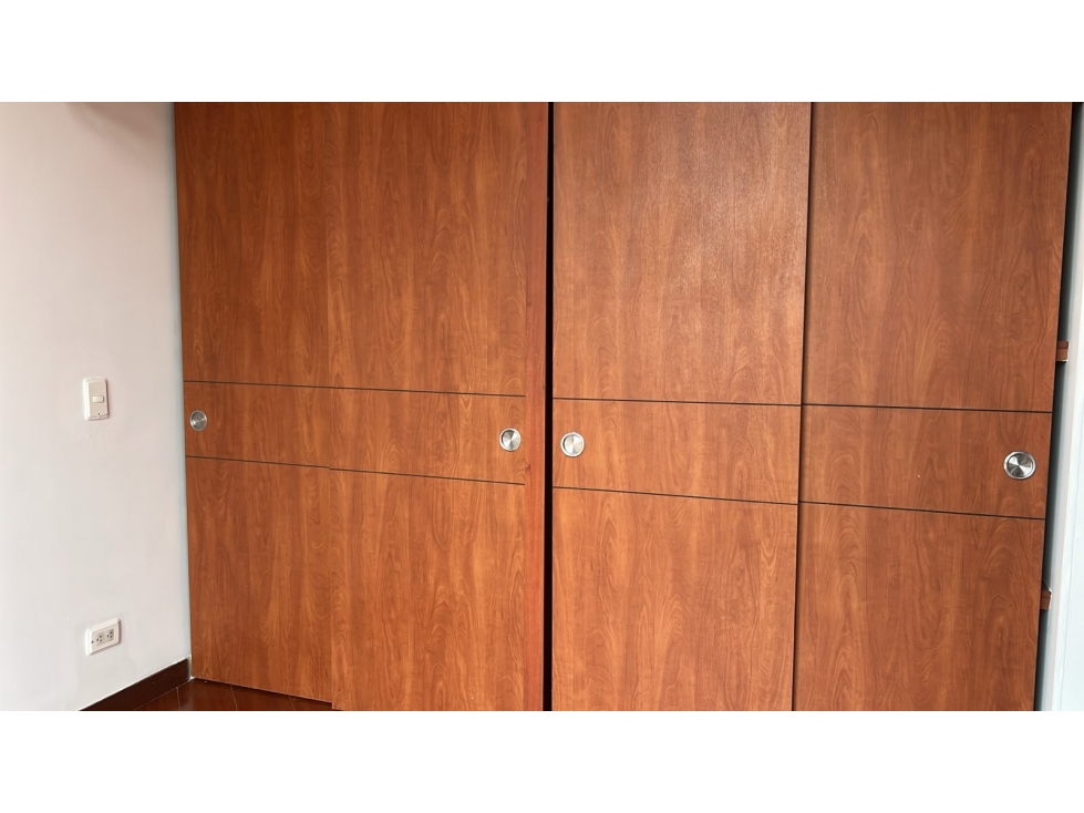 SE VENDE CAJA MOSQUERA CONJUNTO EL TREBOL — foto 2