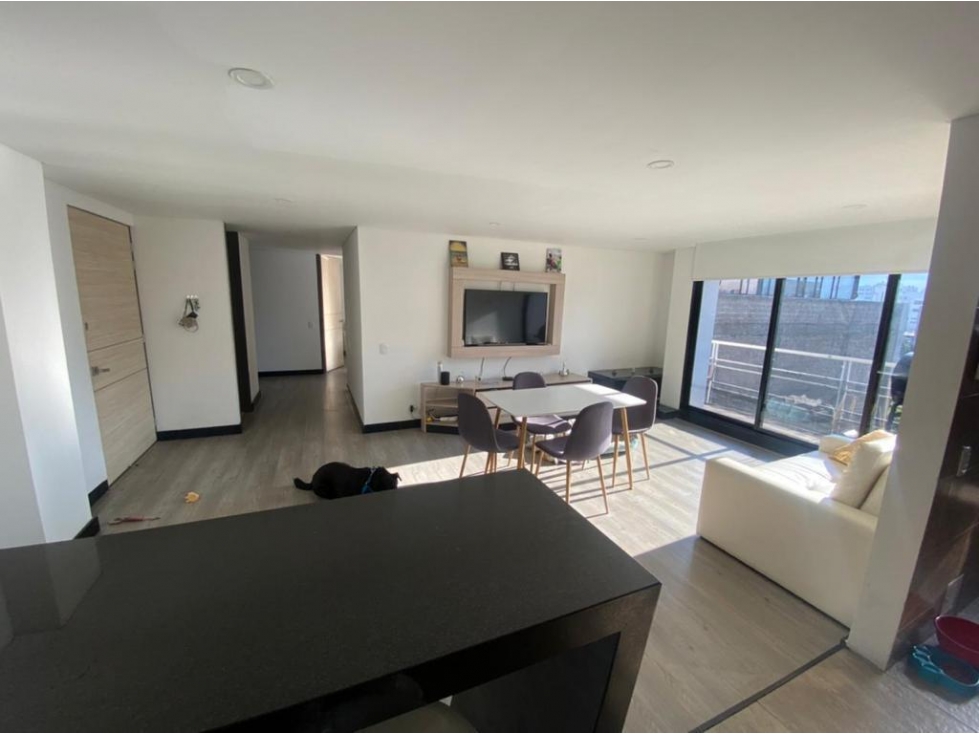 SE VENDE APARTAMENTO EN LA CASTELLANA — foto 3