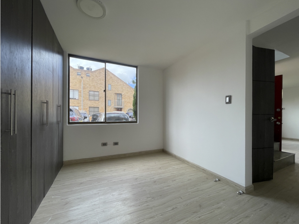 SE VENDE CASA EN MOSQUERA — foto 3