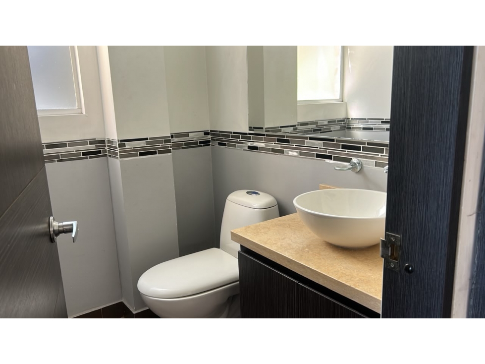 SE VENDE CASA EN CAJICA CONJUNTO RESIDENCIA BOSQUE DE ALCAPARROS — foto 4