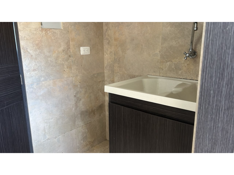 SE VENDE CASA EN CAJICA CONJUNTO RESIDENCIA BOSQUE DE ALCAPARROS — foto 5