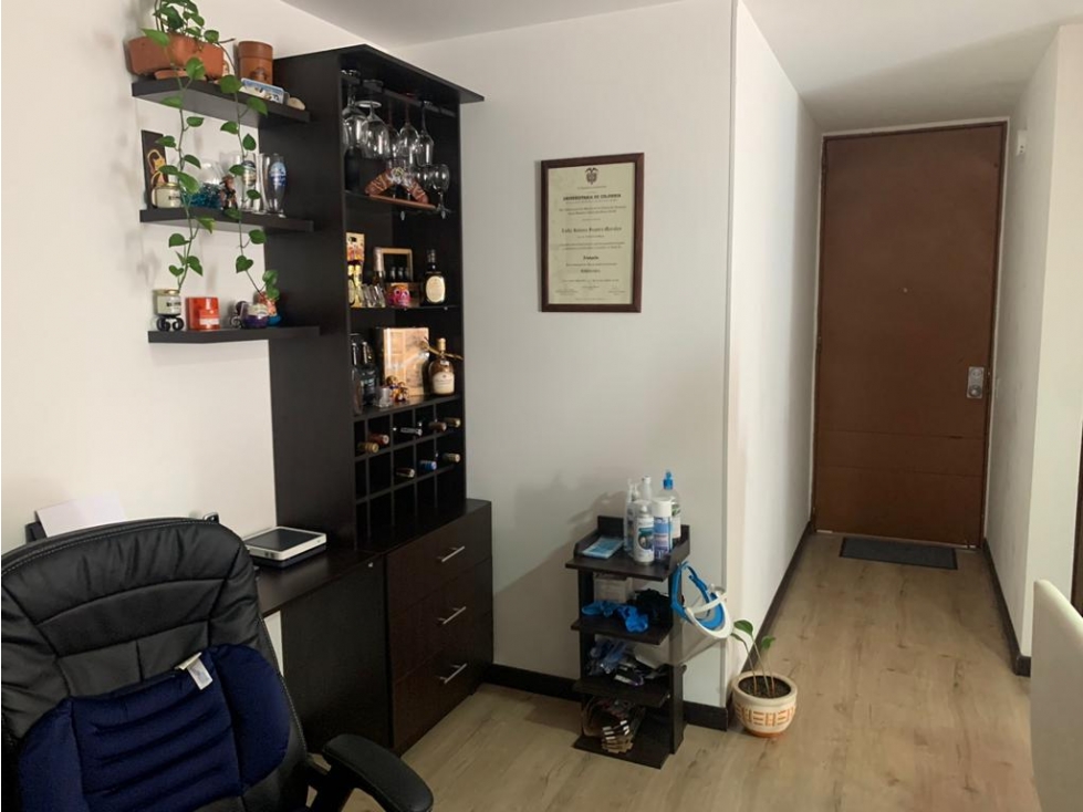 SE VENDE APARTAMENTO EN COLINA — foto 2