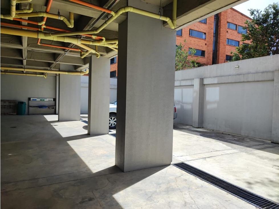 Edificio en Arriendo o en Venta en Bogota — foto 6