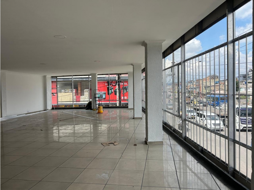 Local Comercial En Arriendo — foto 4