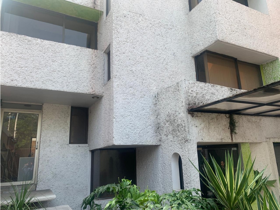 CASA EN VENTA - AV. DEL CONSCRIPTO - MANUEL AVILA CAMACHO