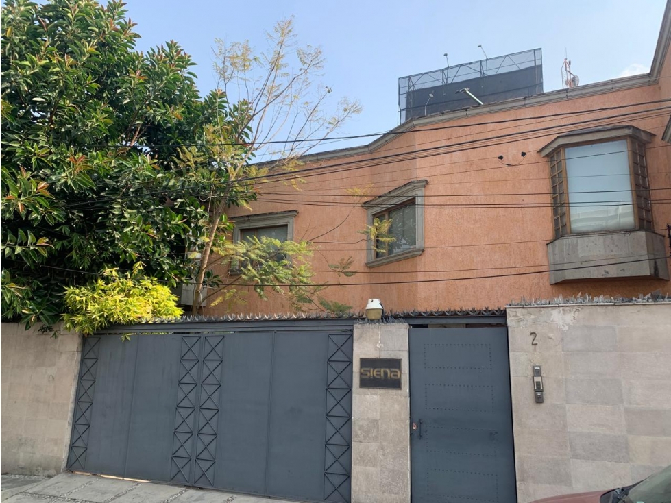 CASA EN ESQUINA EN VENTA - AV. DEL CONSCRIPTO - MANUEL AVILA CAMACHO - 2