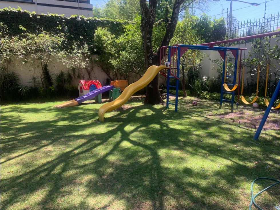 RESIDENCIA EN RENTA - LOMAS DE CHAPULTEPEC — foto 2