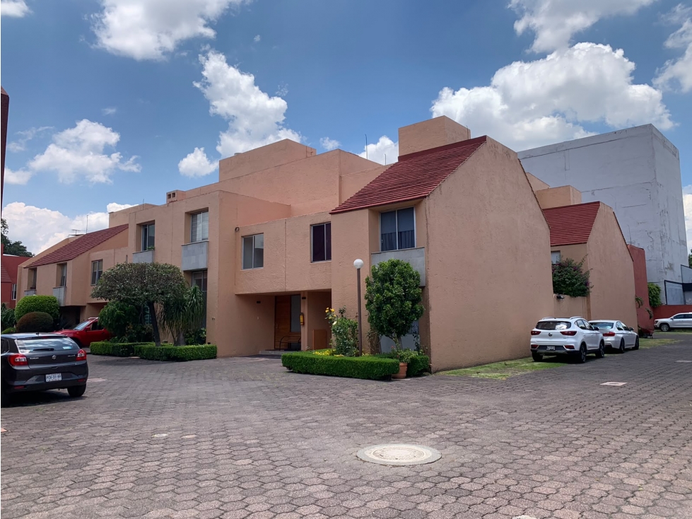CASA EN VENTA - BOSQUE DE ECHEGARAY — foto 2