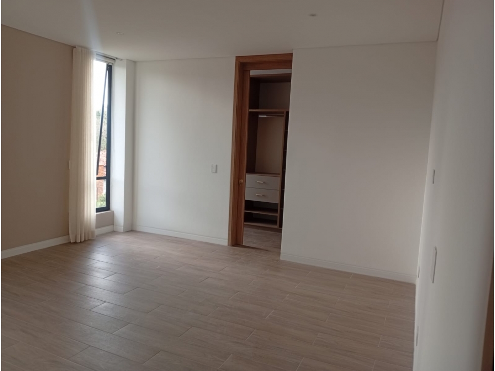 Venta de Casa Ubicada en Villa del Roble — foto 5