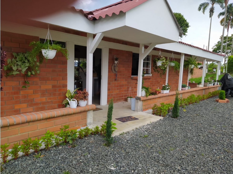 Venta de Casa Campestre vía Pereira - Alcalá - 1