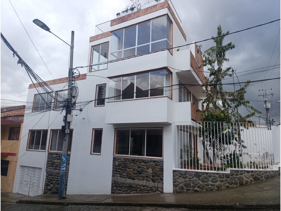 DEPARTAMENTO EN RENTA BELLAVISTA HÉROES DE VERDELOMA CUENCA