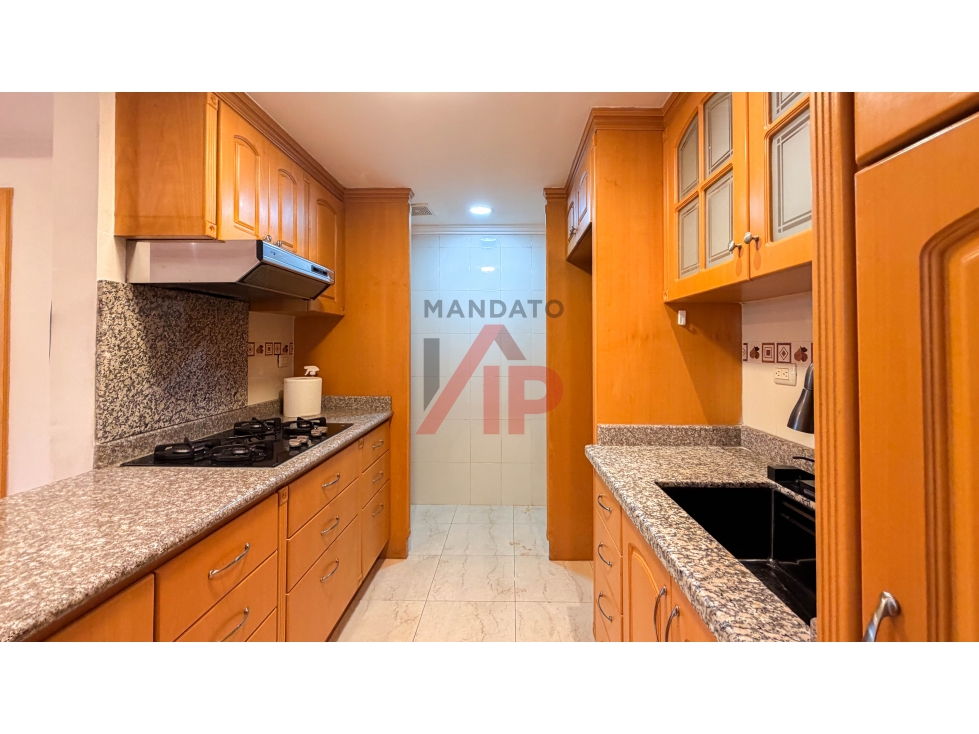 DEPARTAMENTO 2D CON BALCÓN EN VENTA SECTOR AV ORDOÑEZ LASSO CUENCA — foto 5