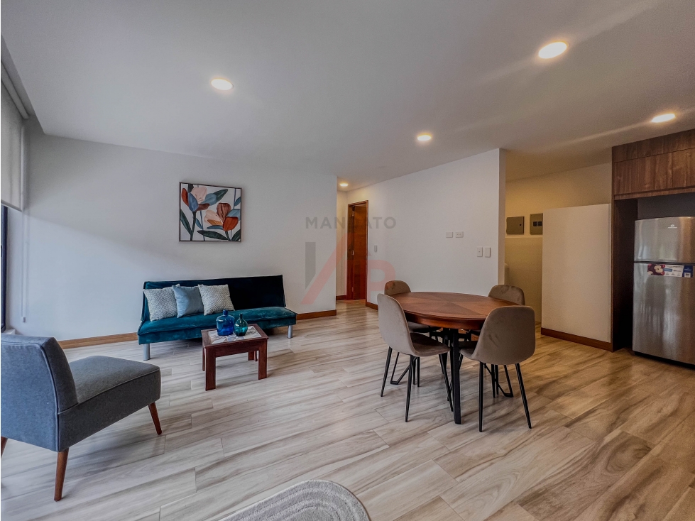 SUITE EN RENTA AMOBLADA CON AMPLIO PARQUEADERO AV SOLANO CUENCA - 2