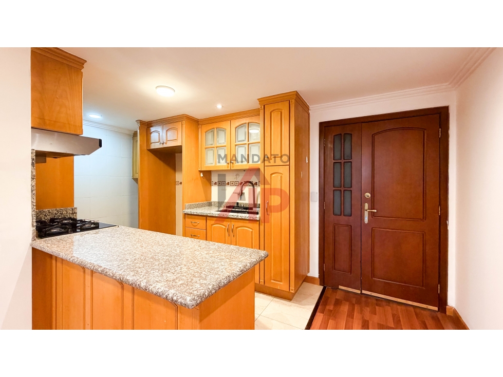 DEPARTAMENTO 2D CON BALCÓN EN VENTA SECTOR AV ORDOÑEZ LASSO CUENCA — foto 4