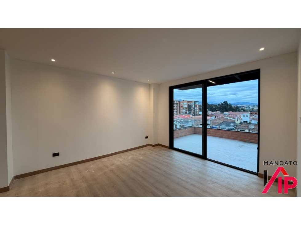 SUITE EN VENTA CON TERRAZA TORRE ALFA - 5