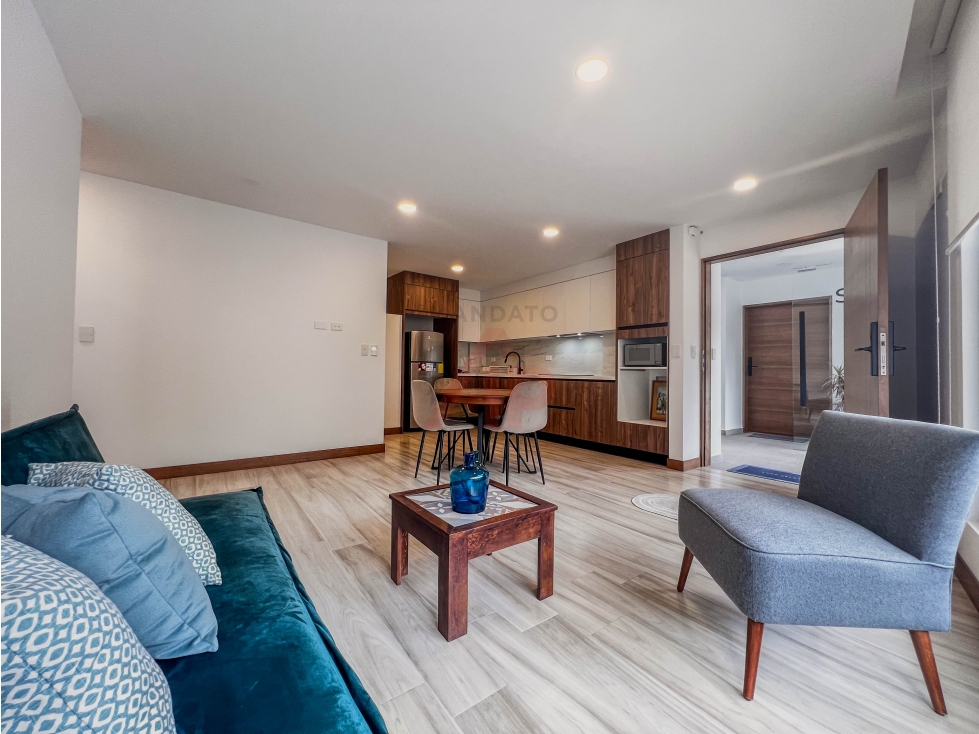 SUITE EN RENTA AMOBLADA CON AMPLIO PARQUEADERO AV SOLANO CUENCA - 3