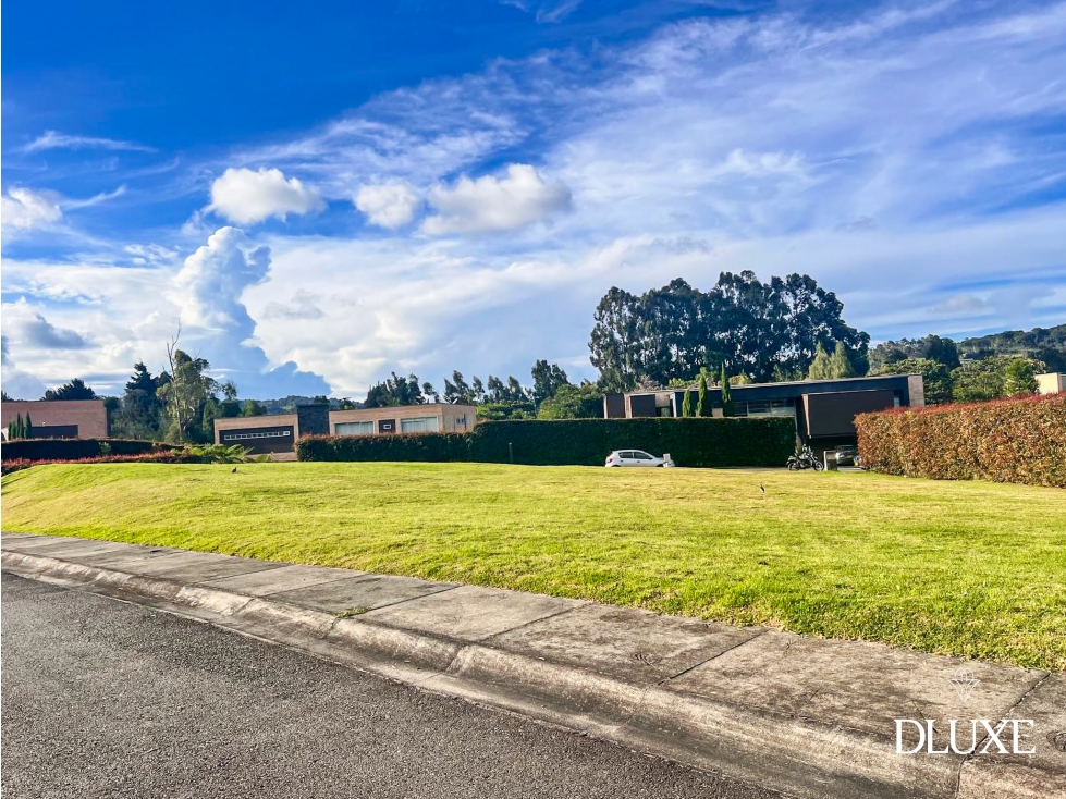 Venta, Lote Plano en Exclusiva parcelación en el Alto de las Palmas — foto 4