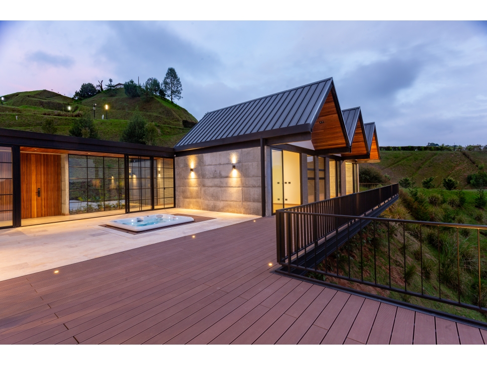 Venta, Casa Campestre de Lujo, 3 habitaciones, El Retiro