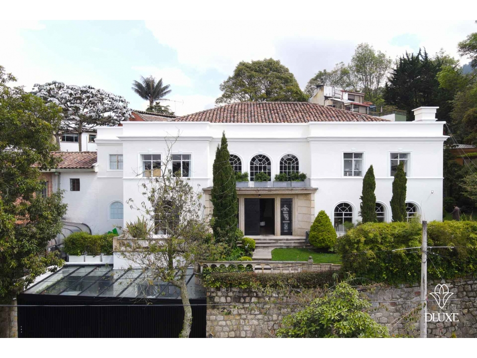 Venta, Mansión Francesa, 4 habitaciones, Bogota