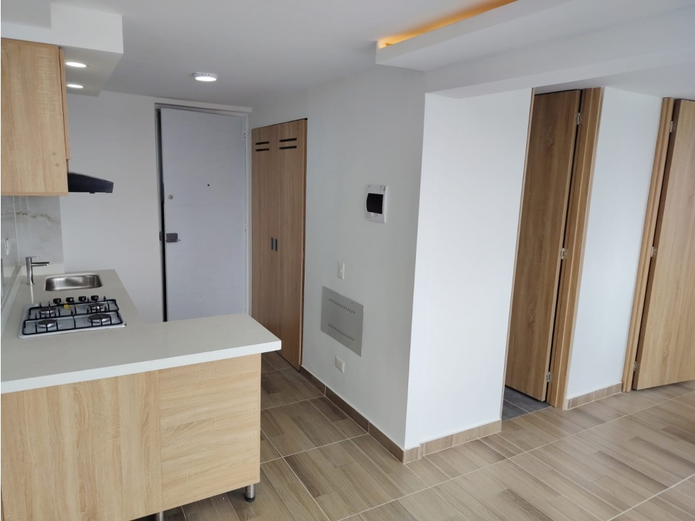 ARENDAMOS APARTAMENTO EN PUENTE ARANDA, BOGOTA — foto 5