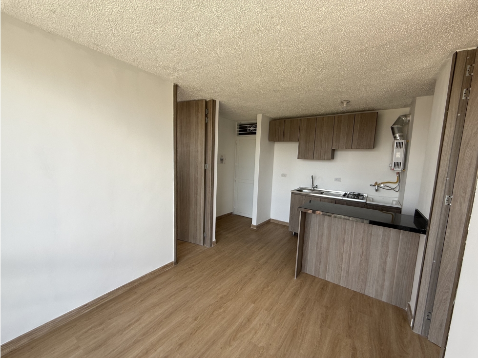 ARRENDAMOS APARTAMENTO EN VERBANAL SAN ANTONIO, BOGOTÁ — foto 5