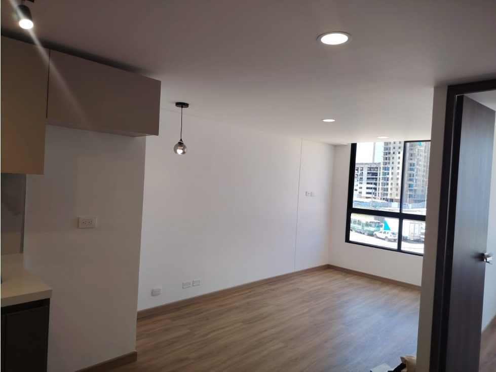 ARRENDAMOS APARTAMENTO EN CIUDAD SALITRE,BOGOTA — foto 4