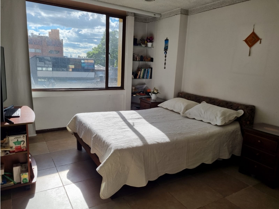VENDEMOS APARTAMENTO EN LA CASTELLANA