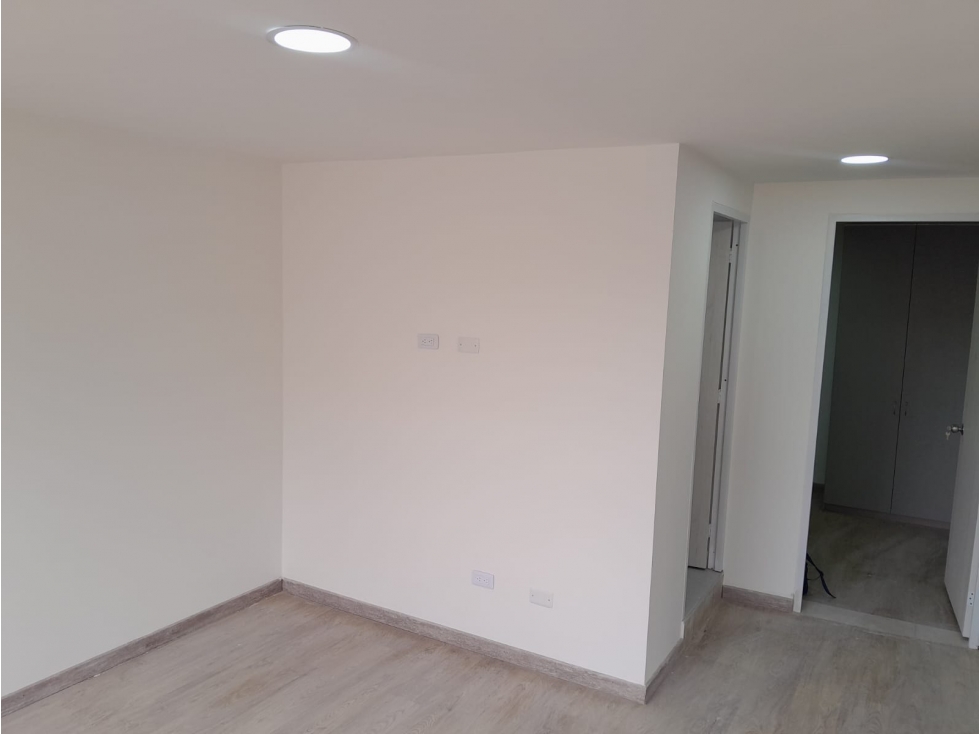ARRENDAMOS APARTAESTUDIO EN GALERIAS,BOGOTA — foto 6