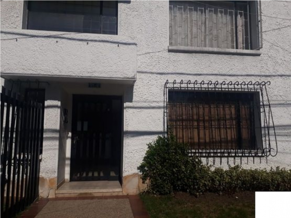 VENDEMOS APARTAMENTO EN PONTEVEDRA, BOGOTA - 2