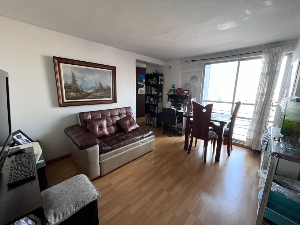 VENDEMOS APARTAMENTO EN CASTILLA