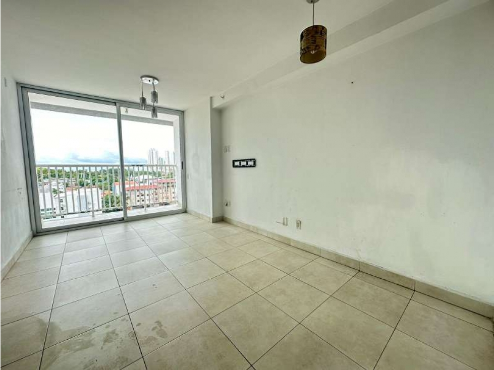 Venta de apartamento en Parque Lefevre (Alegría) GTA