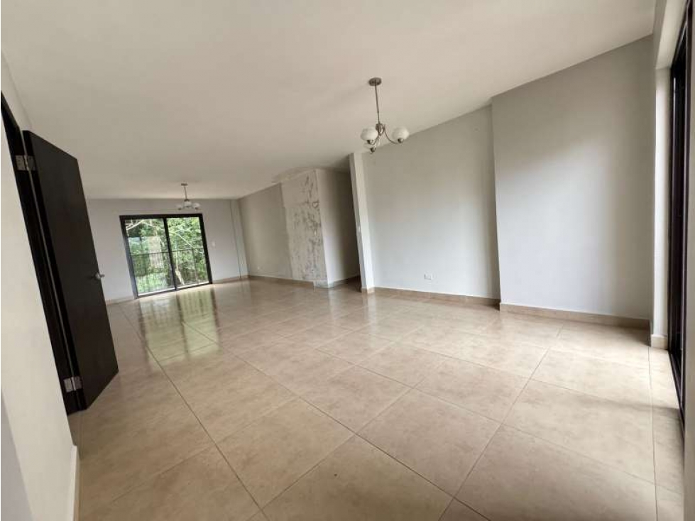 Venta de apartamento en Clayton (Embassy Village) GTA — foto 2