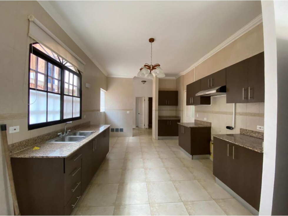 Venta de Casa en Clayton (Clayton Village) GTA