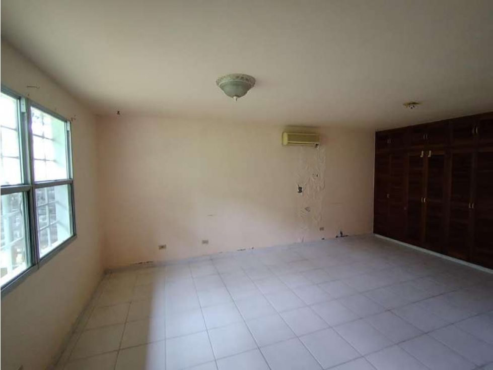 Venta de casa en La Montañeza, Club de Golf GTA