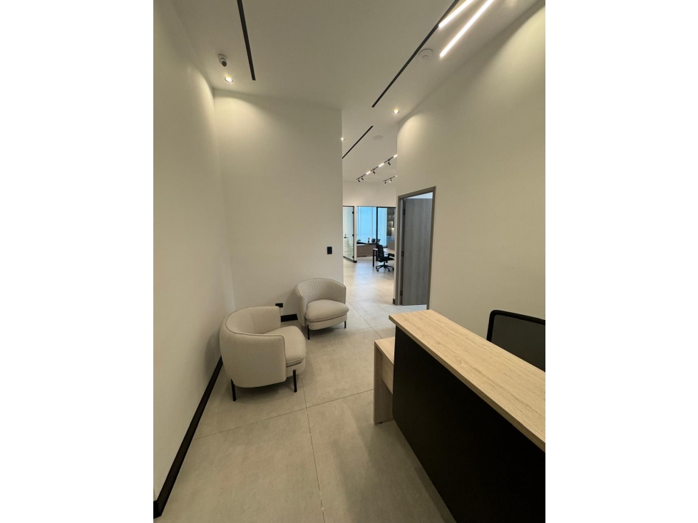 Venta de o alquila oficina en Marbella (BICSA Financial Center) GTA