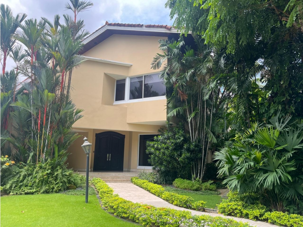 Venta de casa en Altos del Golf GTA - 1