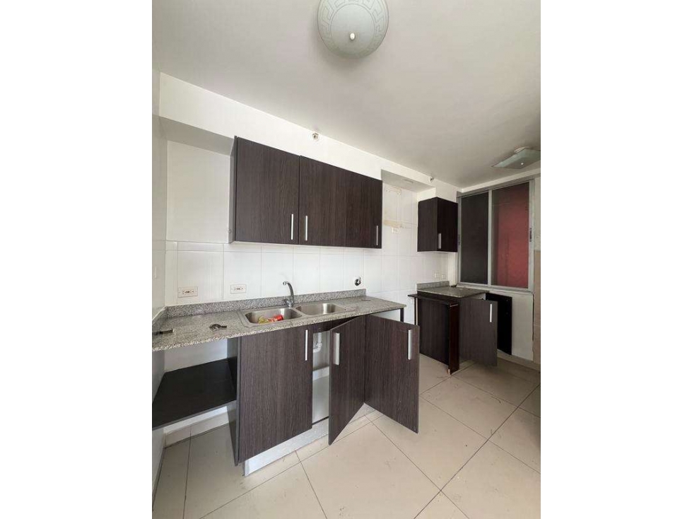 Venta de apartamento en Carrasquilla (Sky Park) GTA — foto 3