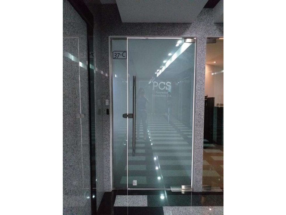 Venta de oficina en Marbella, Calle 50 (FF Tower) GTA — foto 2