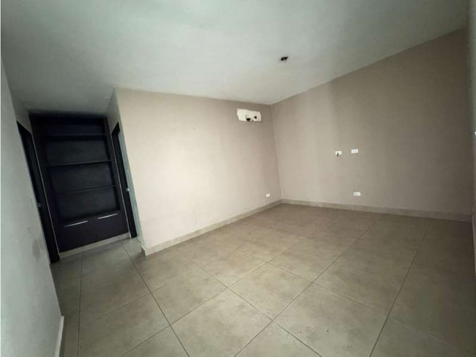 Venta de apartamento en Clayton (Embassy Village) GTA — foto 6