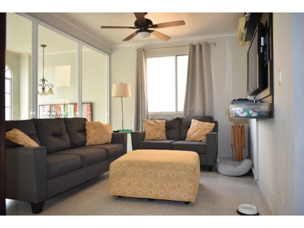 Venta de casa en Chanis (Castel Novo) GTA — foto 3