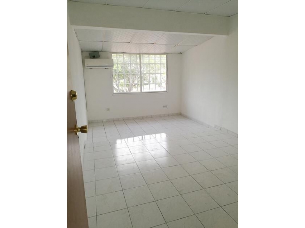 Venta de casa en Chanis (La Fontana) GTA — foto 2
