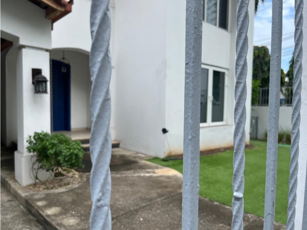 Venta de terreno en Altos del Golf GTA — foto 2