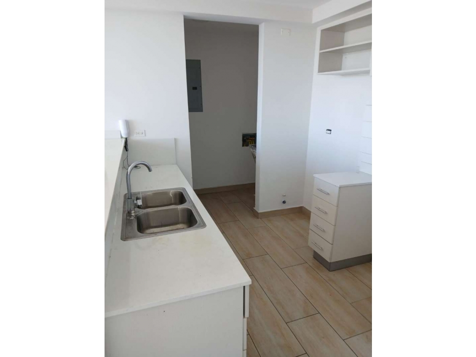Venta de apartamento en Pueblo Nuevo (Miradores Residences) GTA — foto 2