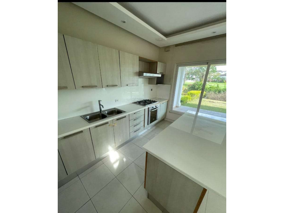 Venta de casa en Bijao (Miraflores) GTA - 2