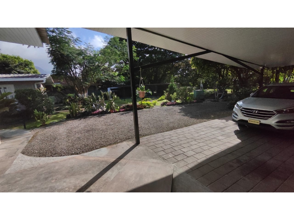 Venta de amplia y moderna casa en El Valle de Antón GTA - 4